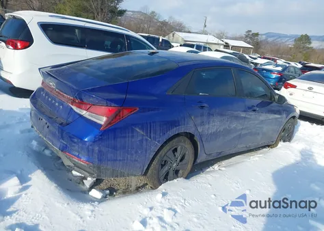 2022 Hyundai Elantra Sel z USA, uszkodzony, nr VIN KMHLS4AG8NU288761